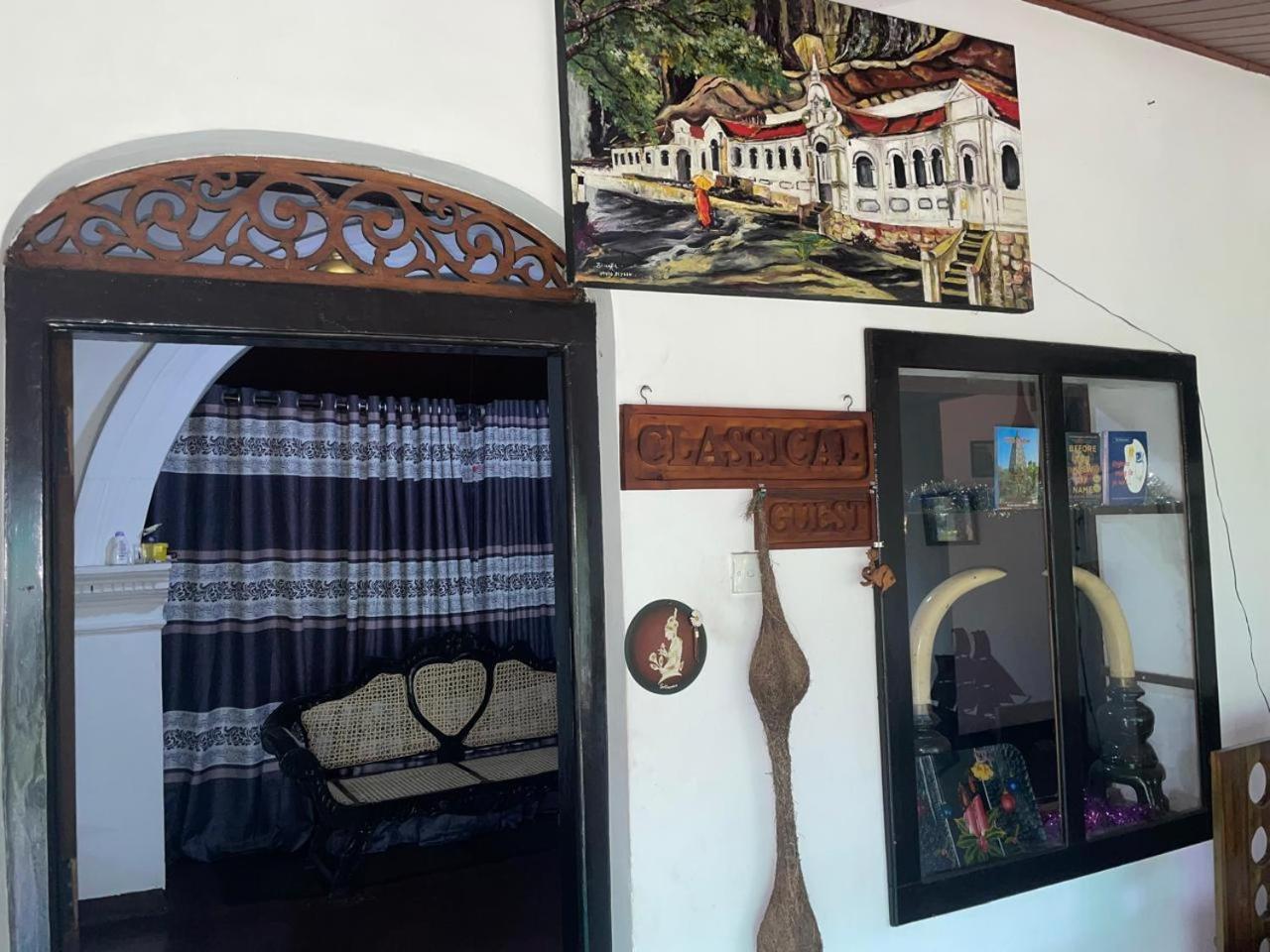Lake Classical Guest House Kandy Bagian luar foto